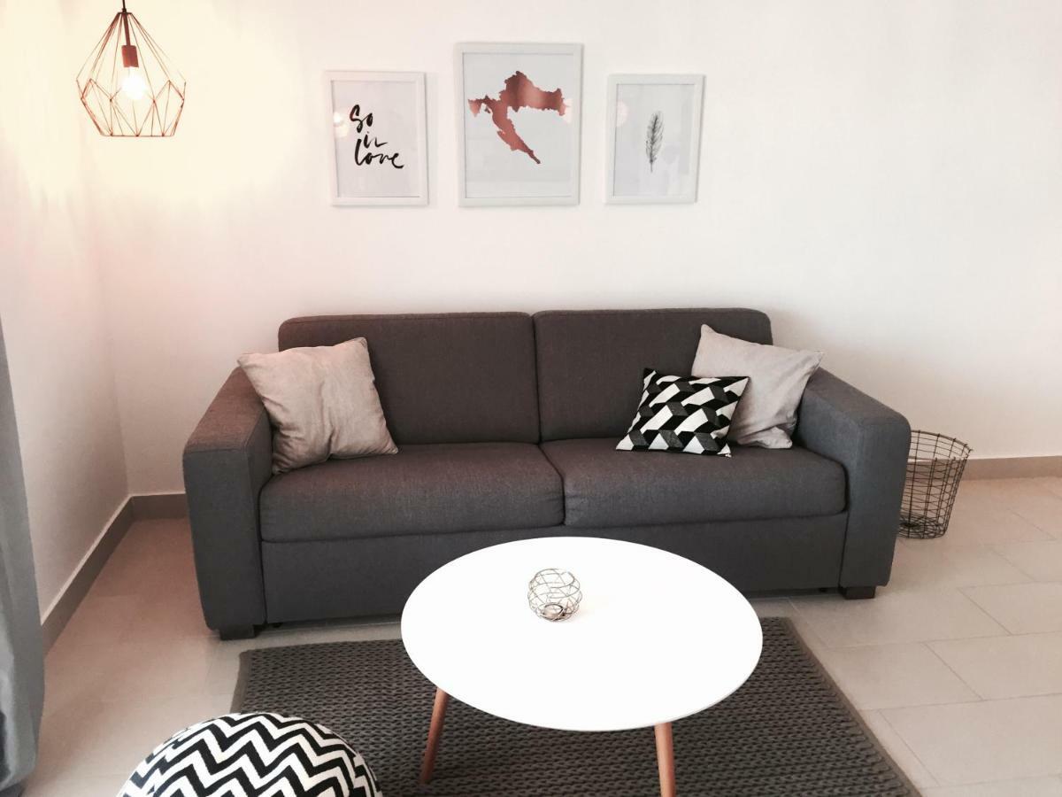 Apartmani Zivaljic Trogir Extérieur photo